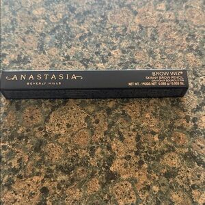 NIB Anastasia Beverly Hills Brow Wiz Skinny Pencil in Soft Brown